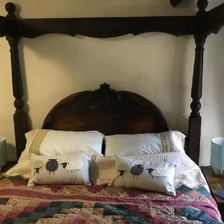 Onney House Villa Crickhowell Eksteriør billede